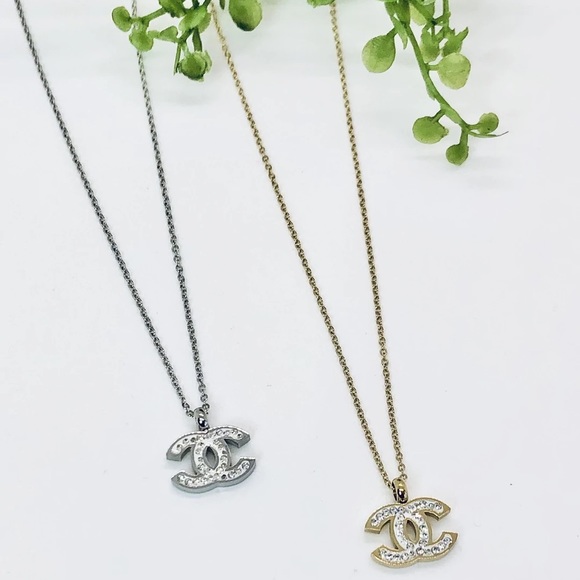 Lily Necklace Gold from 512 Jewelry - Picture 2 of 2